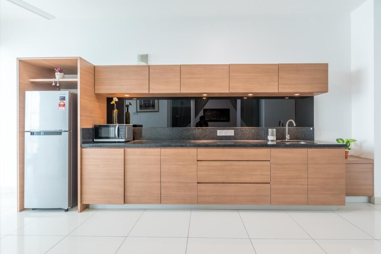 Maritime Penthouse Suite By The Sea George Town Ngoại thất bức ảnh